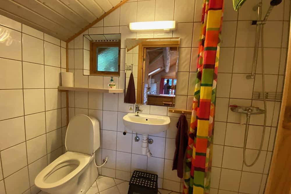 Wooden cabin with grass roof, sleeps 2-5 people., Self catering. Open fire place in Sognefjord