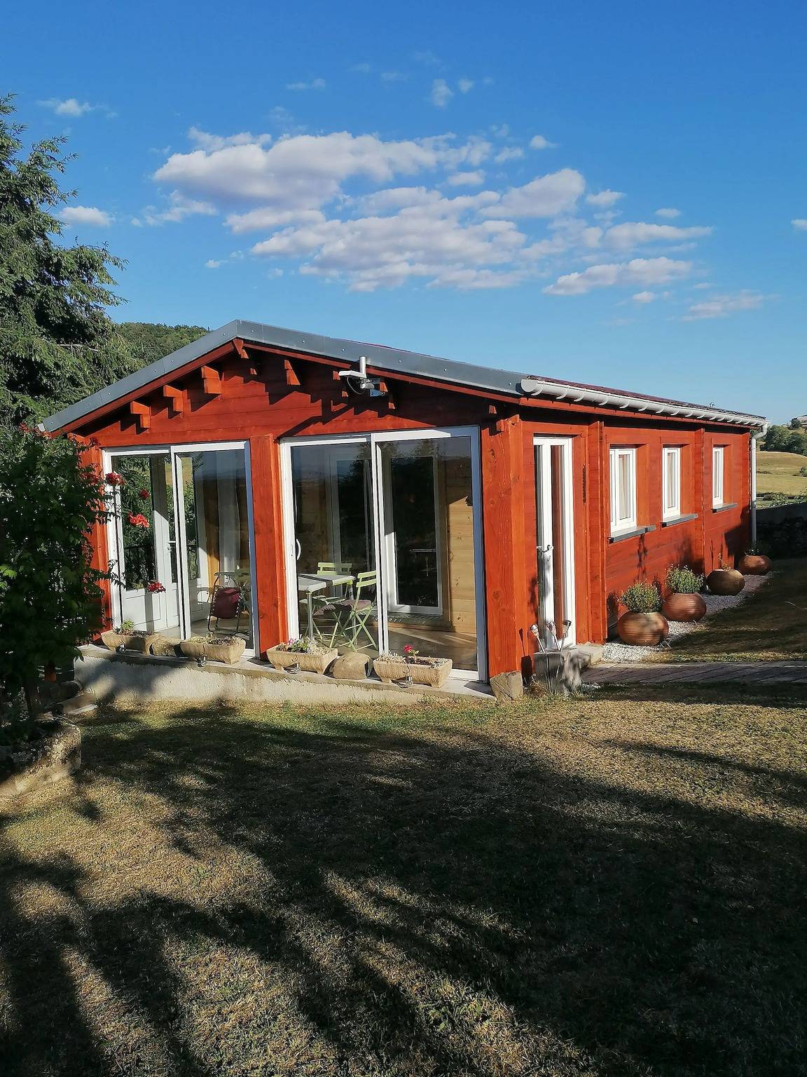 Chalet accueillant à Égliseneuve-des-Liards avec jardin in Égliseneuve-des-Liards, Parc Naturel Régional Livradois-Forez