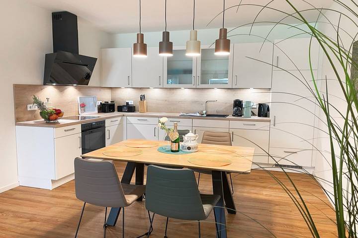 Ferienwohnung für 3 Personen, mit Terrasse und Garten sowie Sauna in Tossens