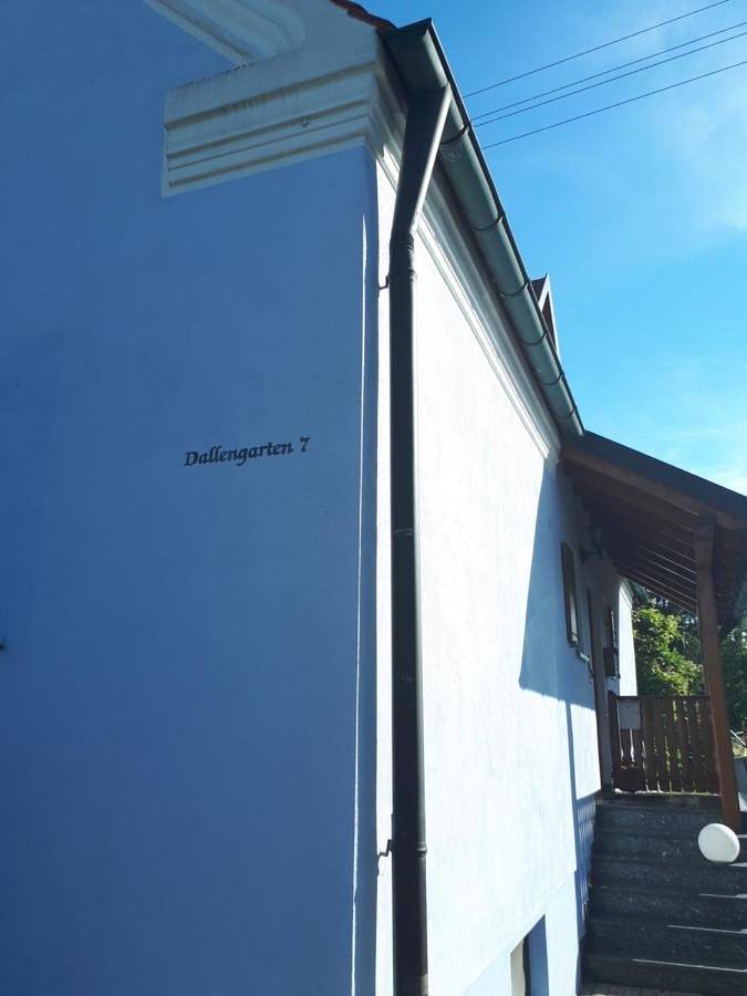 Ferienwohnung, mit Terrasse und Garten sowie Ausblick in Nördlingen