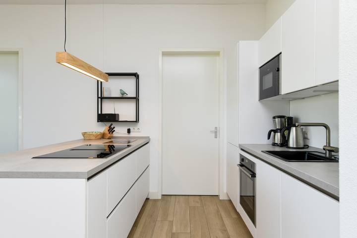 Bungalow für 8 Personen, mit Balkon/Terrasse und Terrasse sowie Garten und Seeblick am Veluwemeer - 4