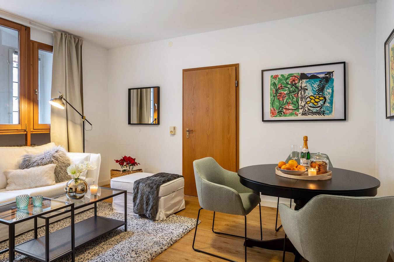 Apartamento entero, Apartamento 'Gasthaus Zum Kranz' en Freiburg, ¡pequeños perros bienvenidos! in Friburgo, Selva Negra (zona sur)