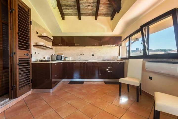 Gîte pour 2 personnes, avec vue et jardin, animaux acceptés à Arborea - 2