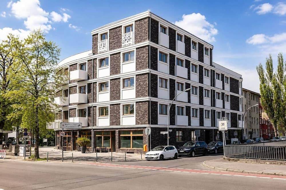 Ganze Wohnung, The Faces | Compact Studio | 208 in Berlin Schmargendorf, Berlin