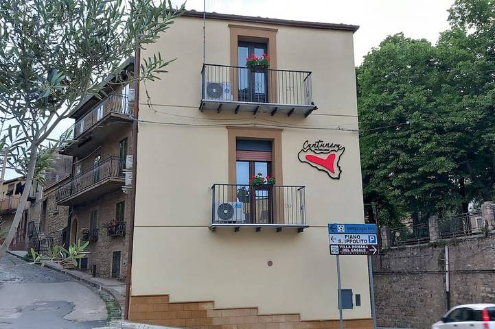 Double room in Piazza Armerina with reserved parking space in Piazza Armerina, Enna Provinz