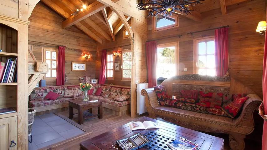 Chalet pour 15 personnes, avec jacuzzi et sauna, animaux acceptés à Huez