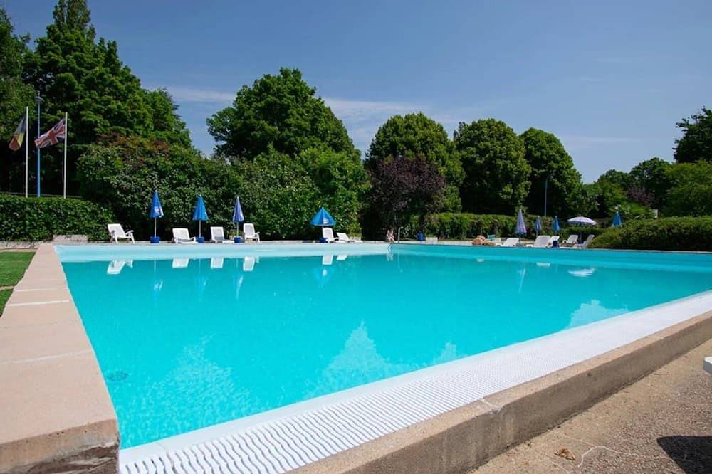 Camping 3 étoiles - Parc aquatique - eeebdc in Saint-Honoré-les-Bains, Morvan Regional Nature Park