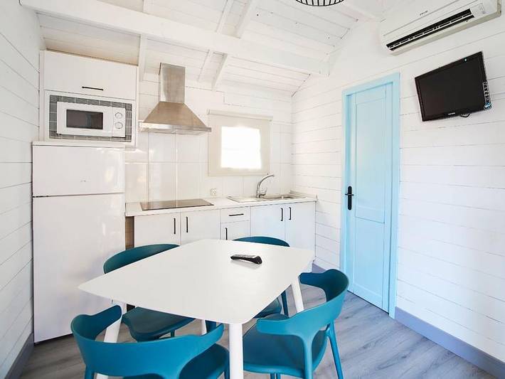 Camping für 2 Personen, mit Kinderpool in Katalonien - 4