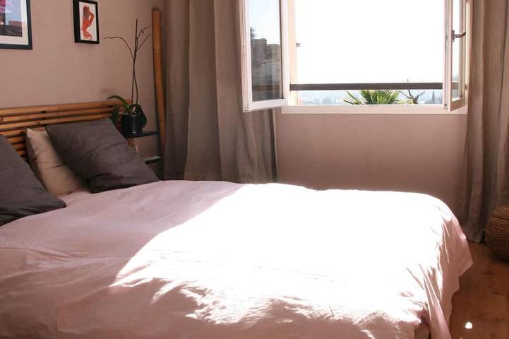 Location de vacances pour 4 personnes, avec piscine ainsi que jardin et terrasse à Biot - 2