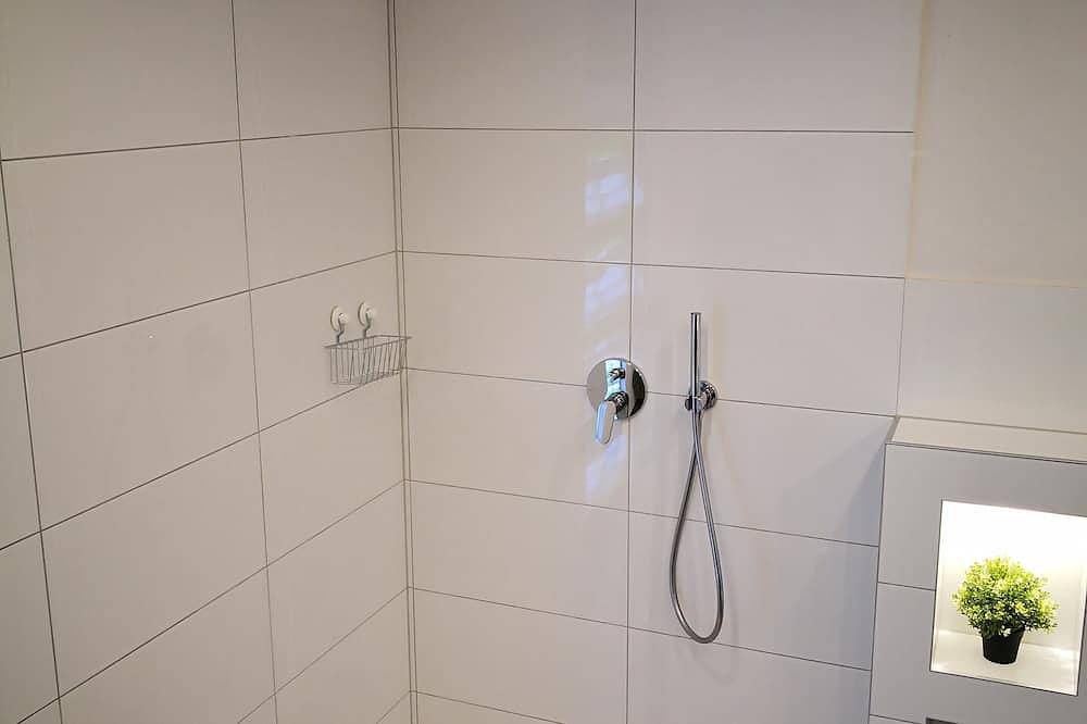 Apartamento inteiro, Apartamento o. Bed & Breakfast em Emmerthal in Emmerthal, Weser Hills