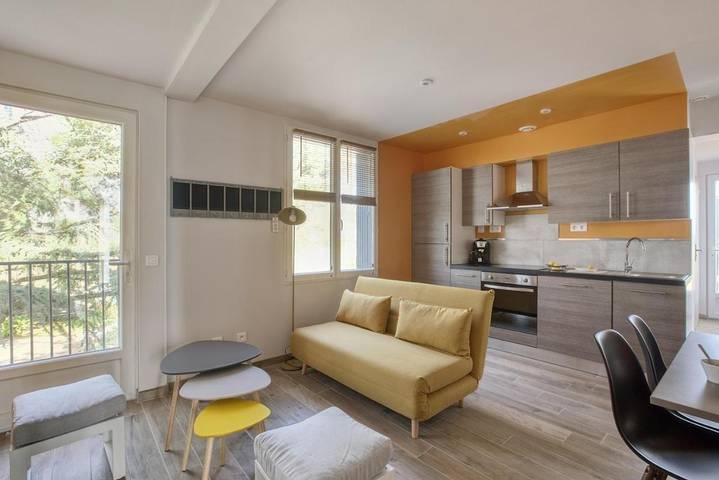 Location de vacances pour 6 personnes, avec sauna ainsi que jardin et vue à Brens - 2