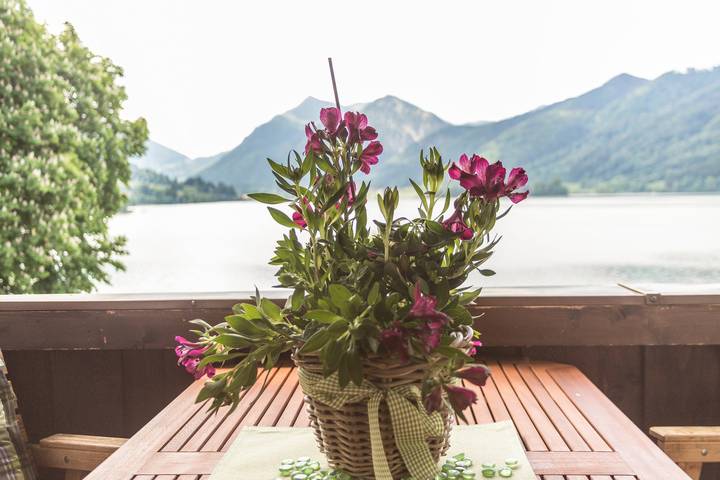 Ferienwohnung für 4 Personen, mit Balkon und Garten sowie Seeblick am Schliersee - 2
