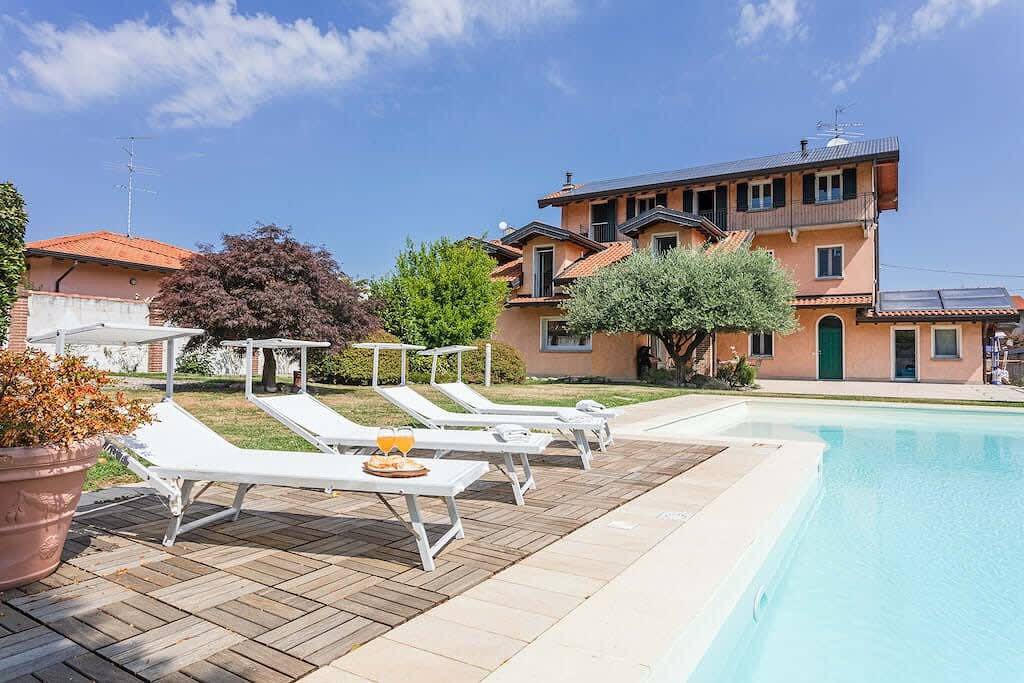 Ferienhaus für 13 Personen mit Garten in Divignano, Novara Provinz