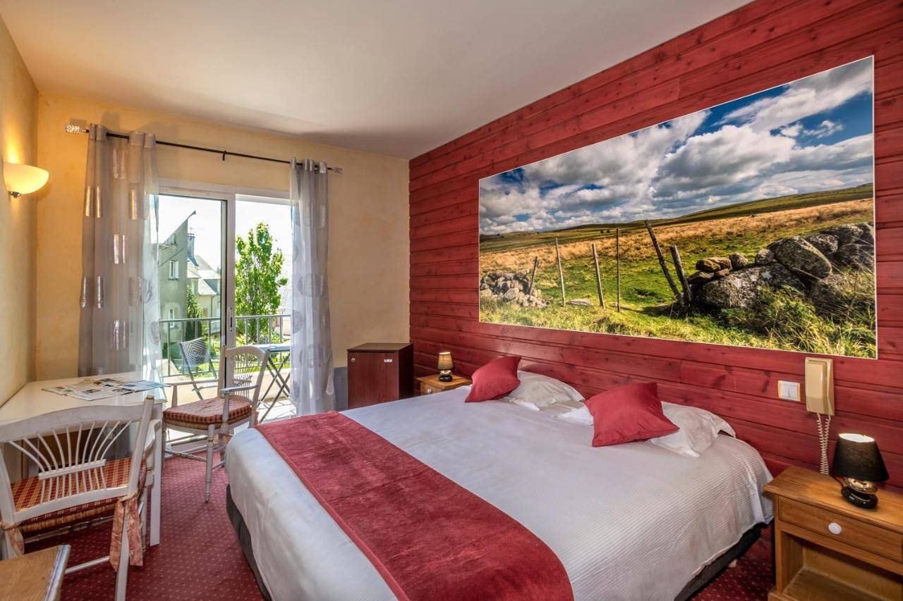 Logis Hôtel Restaurant Gilles Moreau Laguiole in Laguiole, Parc naturel régional de l'Aubrac