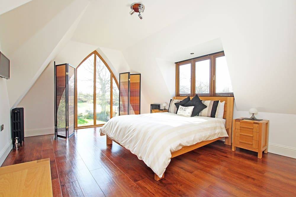 Entire apartment, The Old Vicarage (Annexe), Old Hunstanton, Norfolk in Old Hunstanton, Norfolk Coast