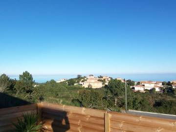 Gîte pour 2 personnes, avec terrasse à Sari-Solenzara