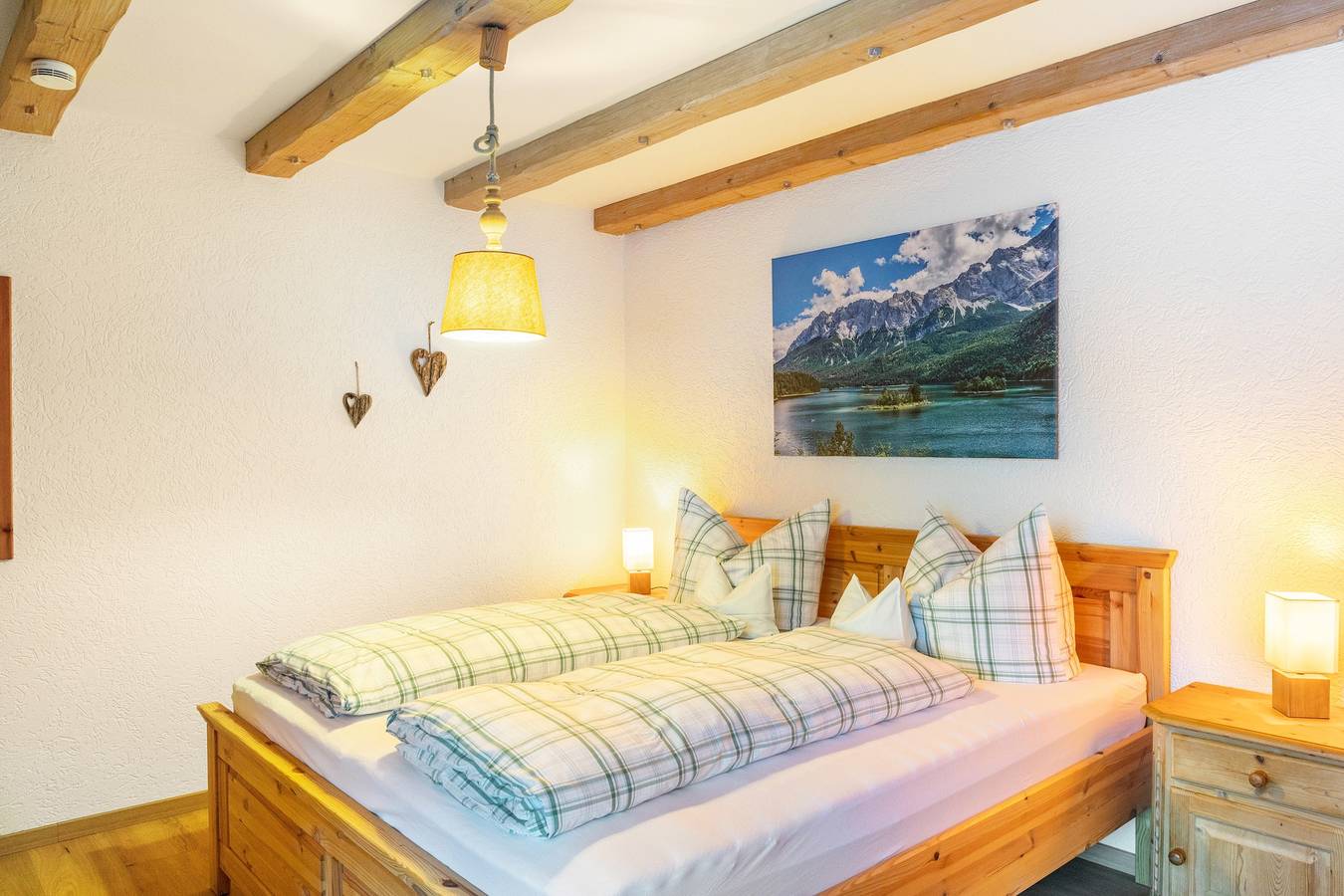 Ganze Wohnung, Ferienwohnung Reintal" mit Bergblick, Balkon und Wlan in Grainau, Eibsee