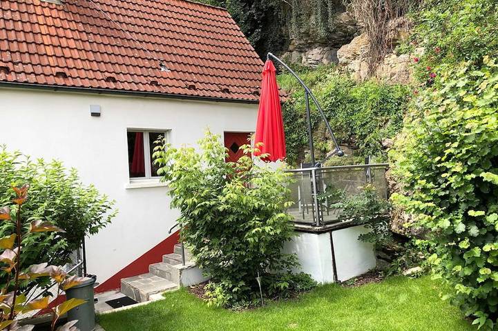 Ferienhaus für 4 Personen, mit Terrasse und Garten