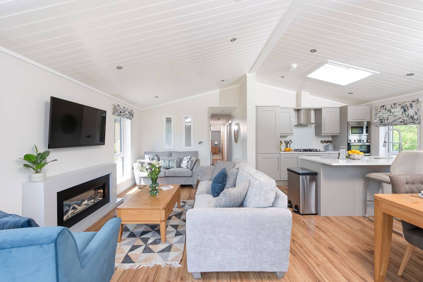 Orchid Lodge, 23 Roadford Lake Lodges in Broadwoodwidger, Devon