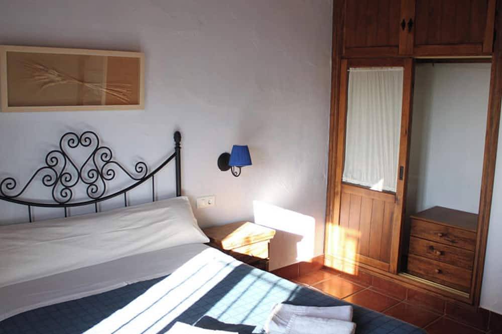 Homerez - Encantadora casa en Estepa con piscina compartida. in Estepa, Provincia de Sevilla