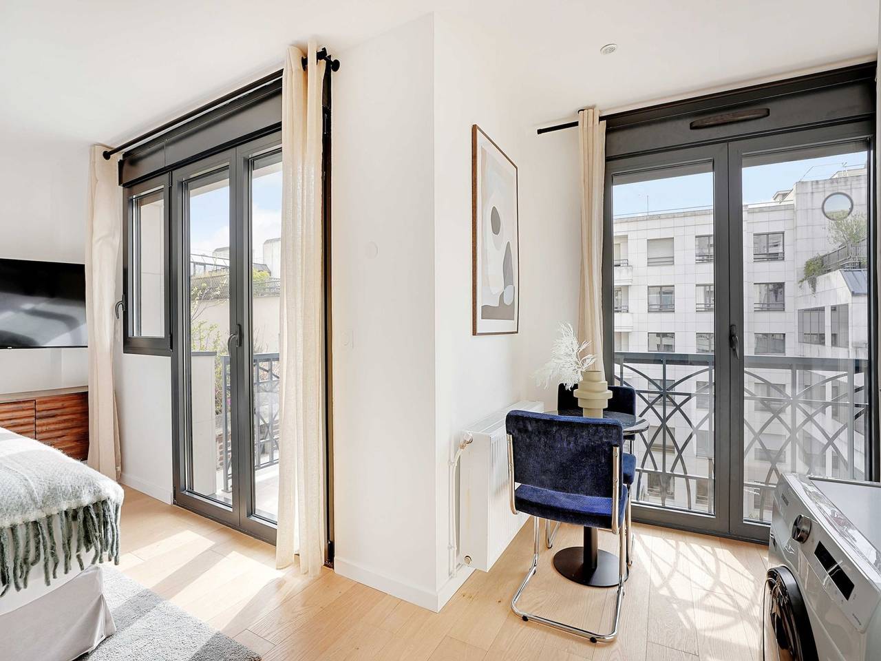 Ganze Wohnung, Studio Sleek & Refined - Levallois-Perret in Levallois-Perret, Hauts-de-Seine