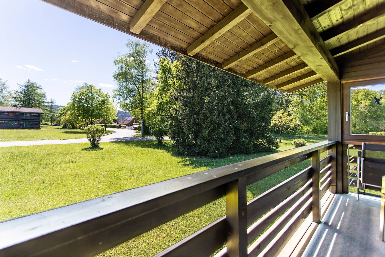 Entire apartment, Boutique Apartment near Lake Chiemsee with Mountain Views & Balcony in Siegsdorf, Bavarian Alps
