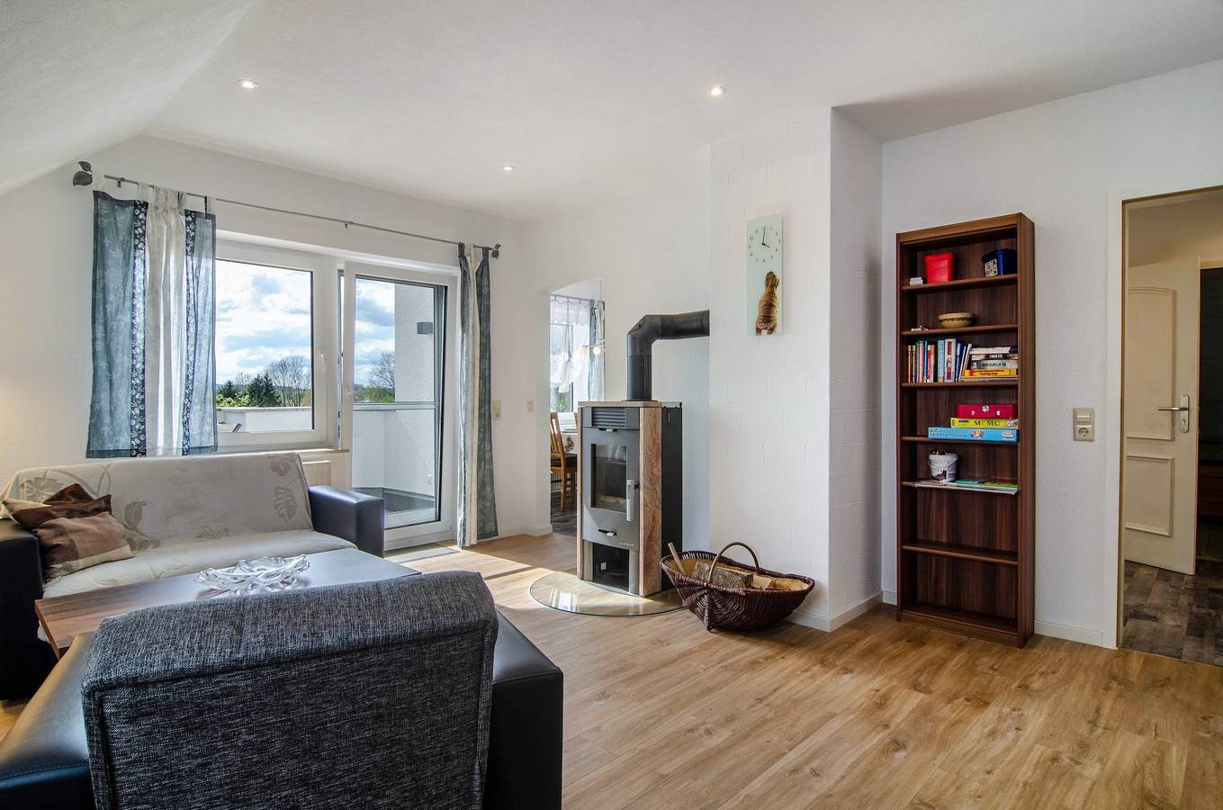 Ganze Wohnung, Ferienwohnung 'Laubbach' mit Balkon und Wi-Fi in Ostrach, Region Bodensee-Oberschwaben