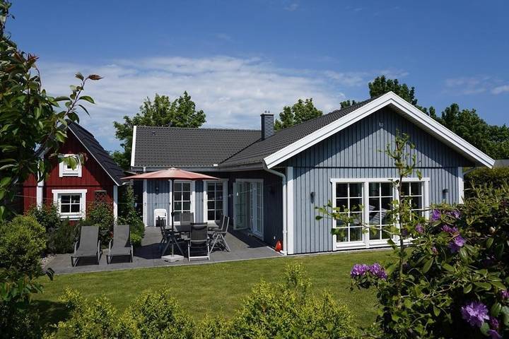 Ferienhaus für 8 Personen, mit Garten und Terrasse in Dahme