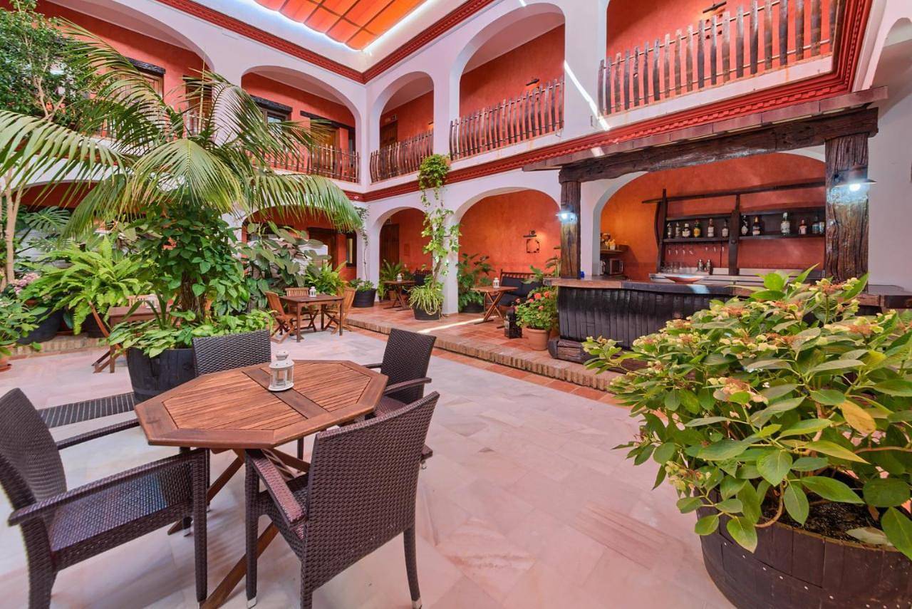 Hotel Pozo Rey by Youroom in Playa Cruz del Mar (Chipiona), Chipiona