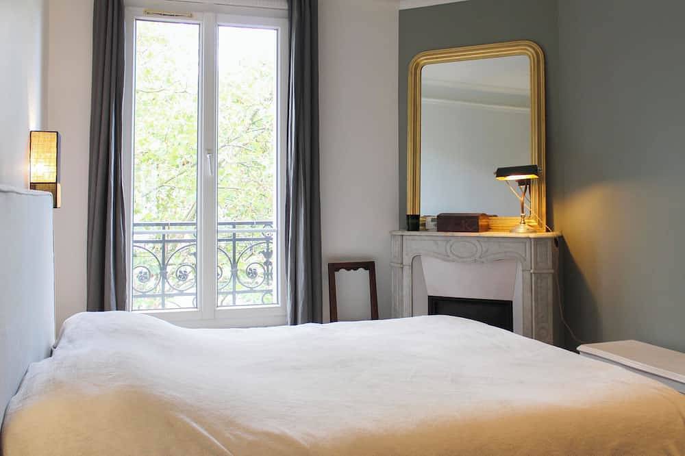 Apartamento entero, Bright apartment near metro in Clichy, Altos del Sena