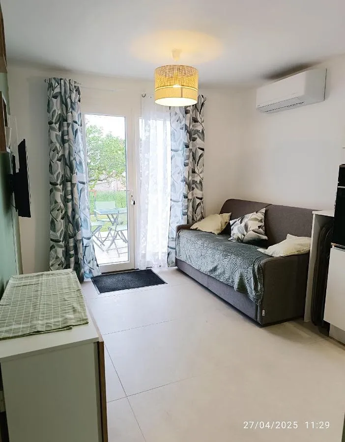 Maison de vacances pour 4 personnes, avec jardin ainsi que jacuzzi et piscine - 1