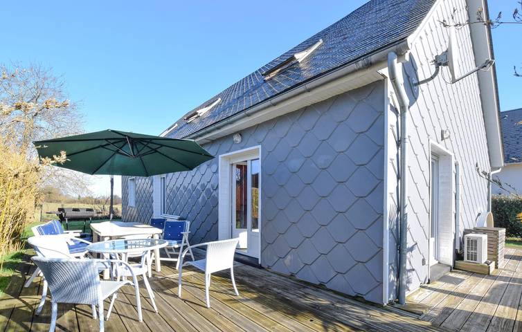 Location de vacances pour 8 personnes, avec jardin et terrasse à Auberville - 4