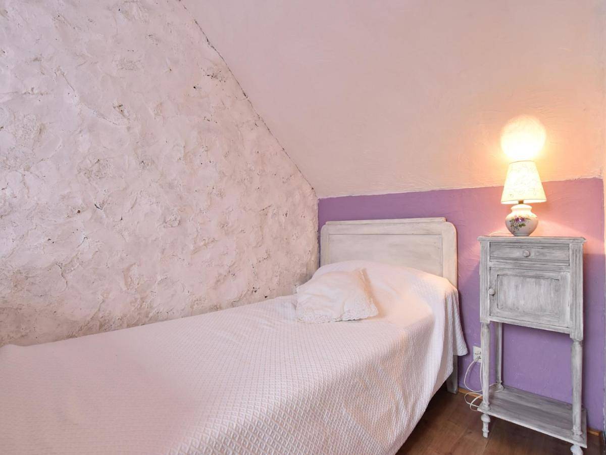 Charming Gîte in France for a Private Getaway in Mézy-Moulins, Aisne