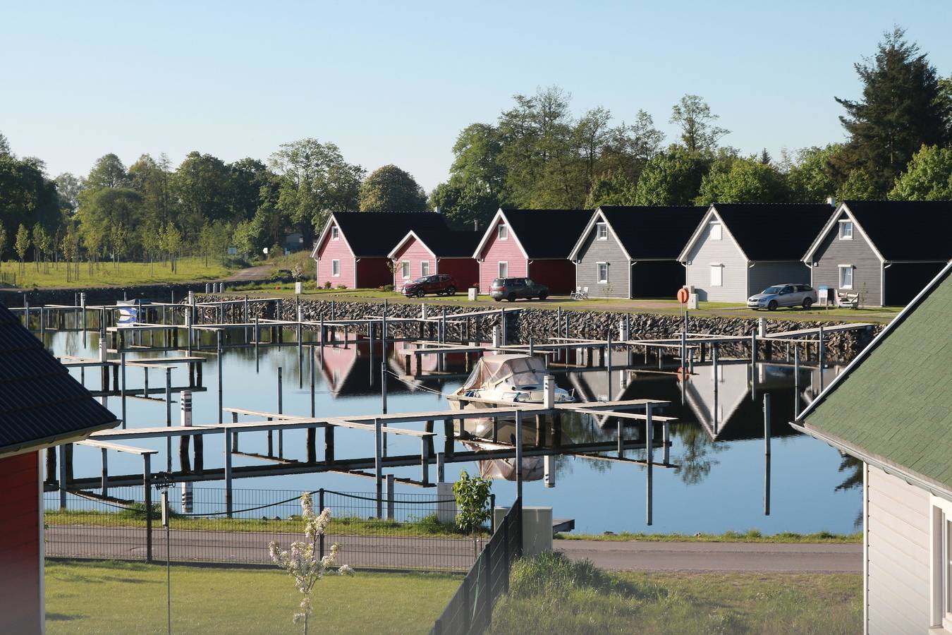 Skandinavisches Ferienhaus 2. Reihe zum Wasser für 6 Personen in Zerpenschleuse, Wandlitz