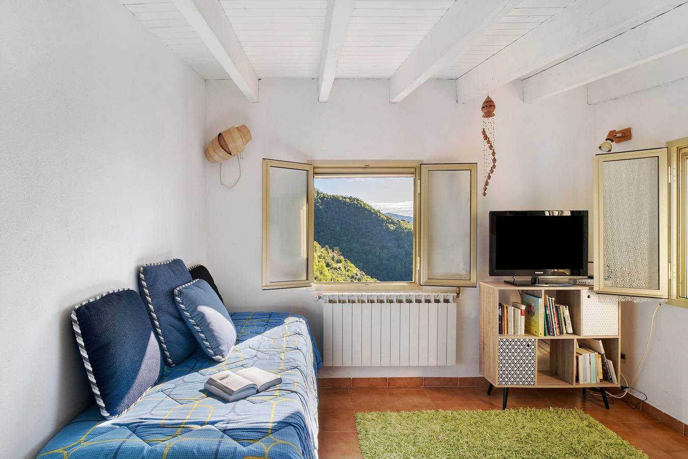 Ganze Wohnung, Ferienwohnung "Haus der Stille" mit Bergblick und privater Terrasse in Zerni, Badalucco