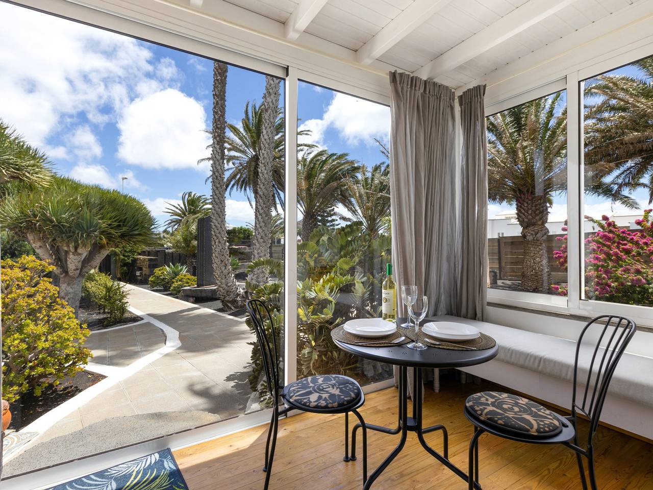 Apartamento entero, Estudio artístico luminoso - 2 pers. in San Bartolomé, Lanzarote