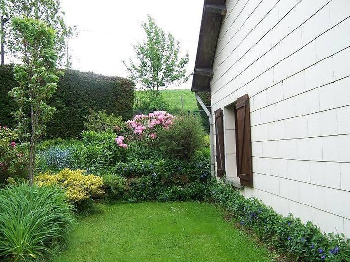 Gîte pour 5 personnes, avec jardin, animaux acceptés à Saulzet-le-Froid