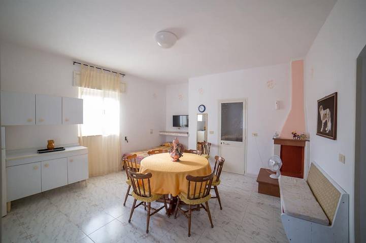Ferienhaus für 5 Personen, mit Balkon und Garten in Alessano