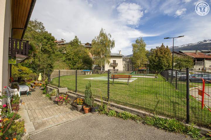 Gîte pour 4 personnes, avec jardin à Bellentre - 2