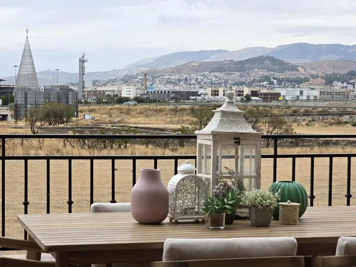 Villa für 10 Personen, mit Balkon und Ausblick - 1