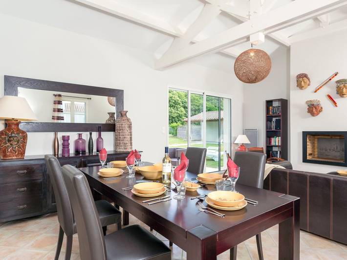Location de vacances pour 8 personnes, avec jardin ainsi que bassin pour enfant et terrasse à L'Aiguillon-sur-Vie - 4