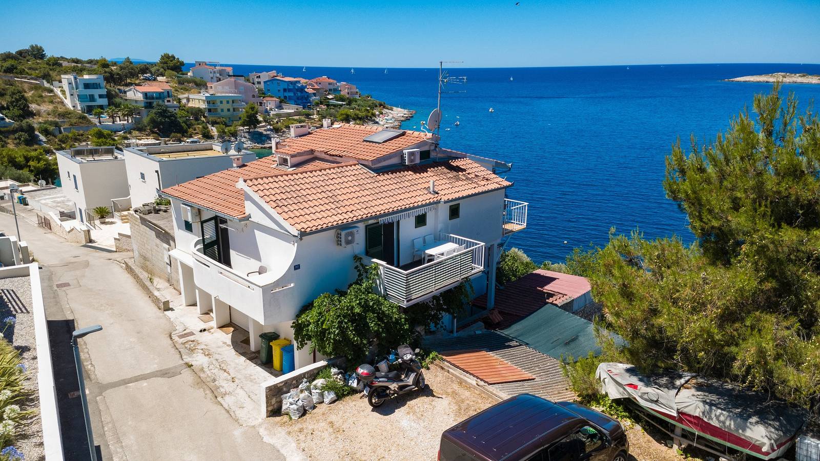 Ganze Wohnung, 1-Zimmer-Ferienwohnung am Strand Razanj, Rogoznica A-24569-b in Razanj, Šibenik-Knin