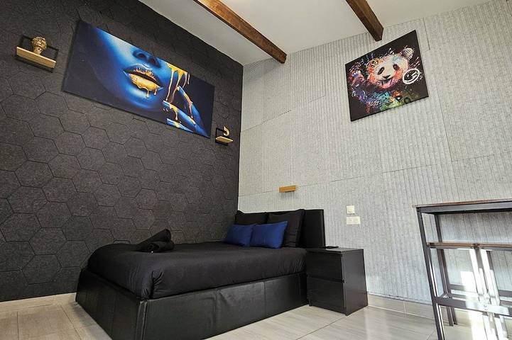 Maison de vacances pour 2 personnes, avec jardin à Drancy