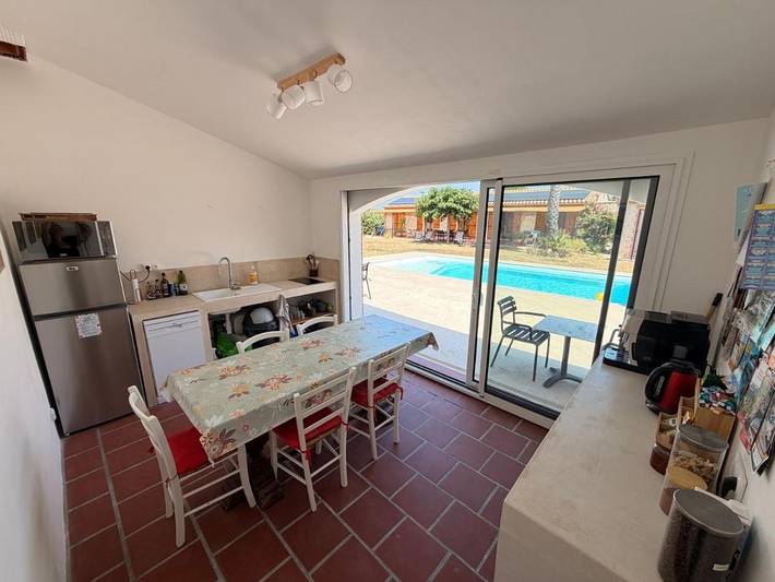 Chambre d’hôte pour 3 personnes, avec Terrasse ainsi que Jardin et Piscine dans les Pyrénées-Orientales - 2