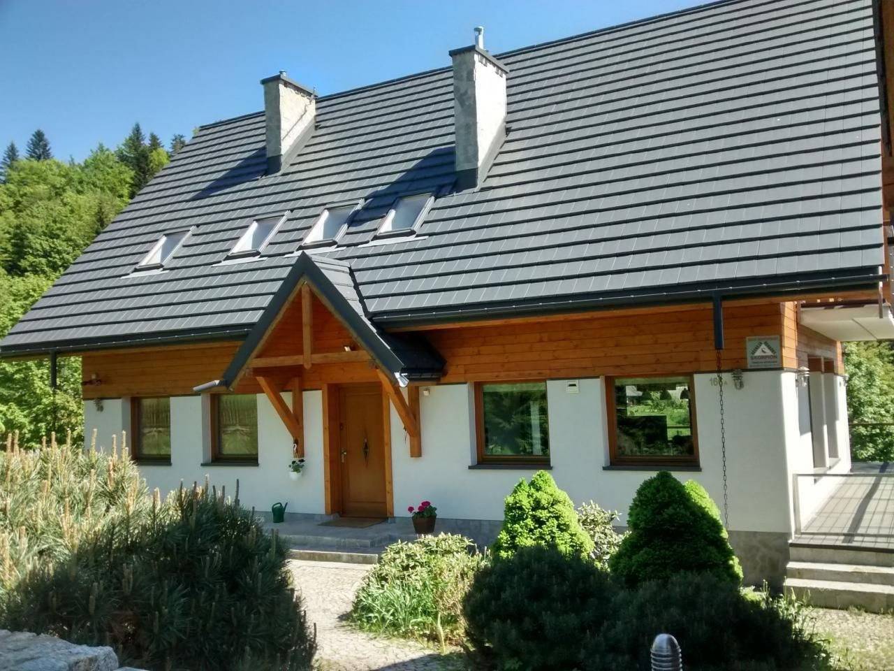 In den Bergen, Villa mit Panoramaterrasse in Zwardoń, Carpates (Pologne)