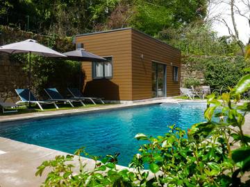 Chambre d’hôte pour 2 personnes, avec jacuzzi ainsi que piscine et sauna dans le Jura