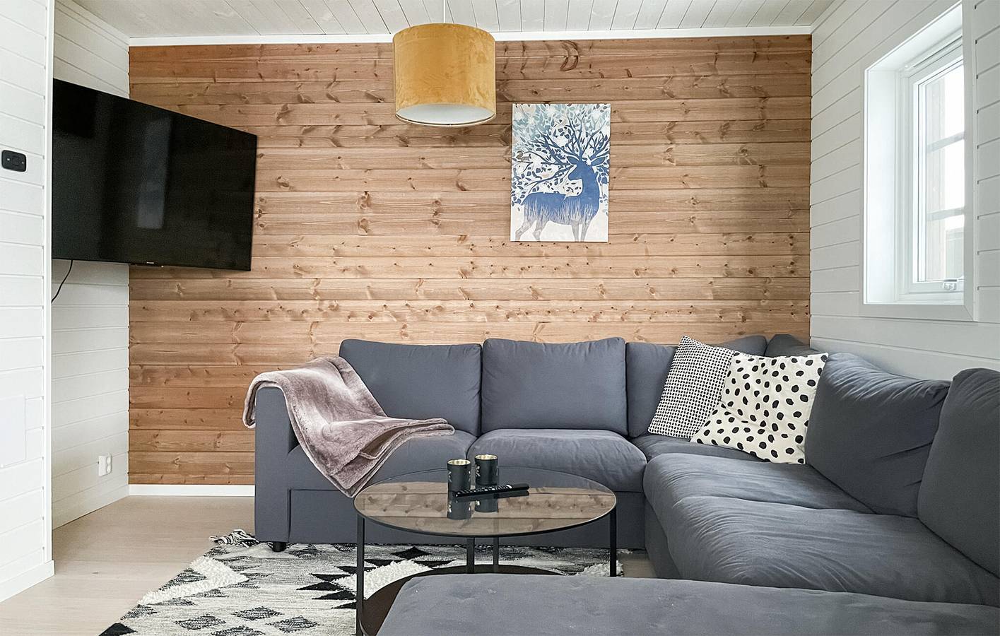 Hel ferielejlighed, Ferielejlighed for 10 personer med terrasse in Branäs, Värmland