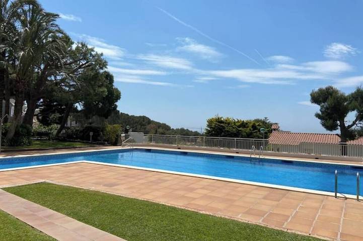 Holiday apartment for 5 people, with pool and balcony as well as garden - 1
