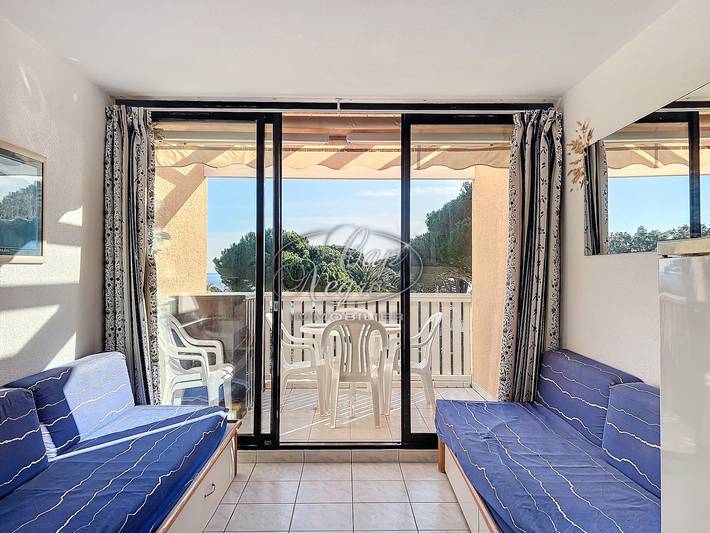 Gîte pour 4 personnes, avec terrasse, adapté aux familles dans Pramousquier - 3