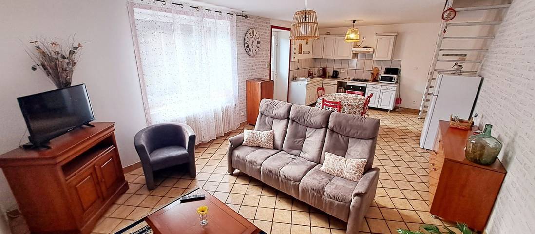 Gîte pour 4 personnes, avec terrasse, animaux acceptés